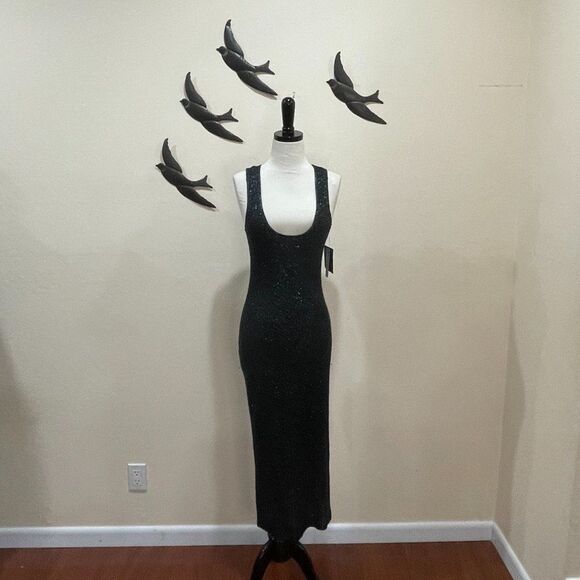 Donna Karan Collection Black Cashmere/Silk Sleeveless...